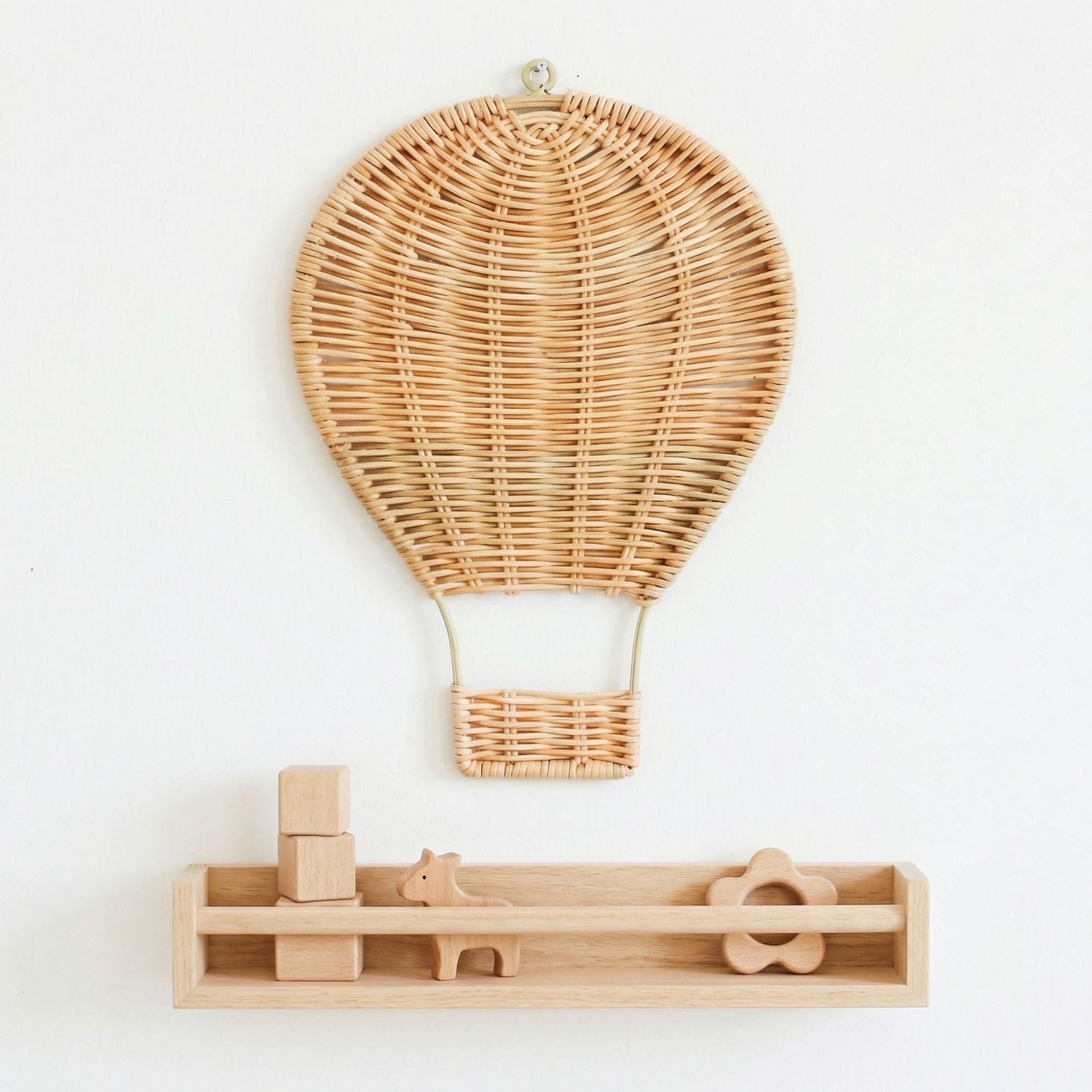 Handgefertigter Rattan-Wandbeh – Baby Nursery Hot Air Balloon Bewertung und Preis